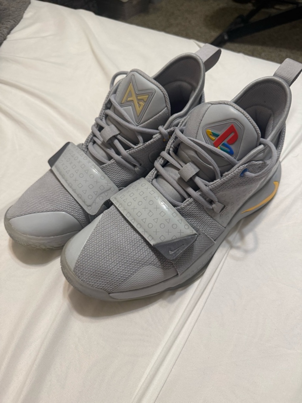Nike Paul George 2.5 PlayStation (Light Up) Size 10.5